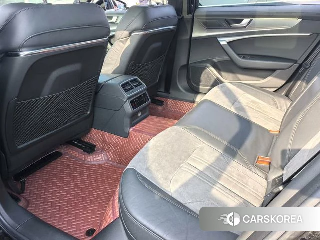 Audi A6L id 4290390 из Китая 7