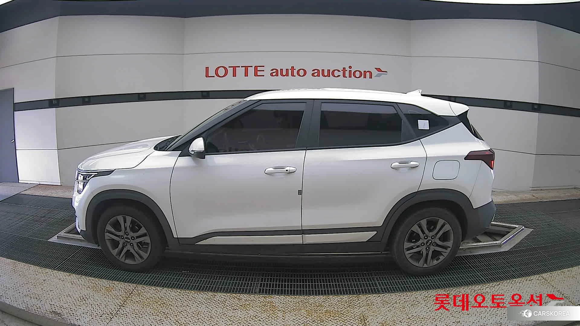Kia Seltos id 4504350 из Кореи 33