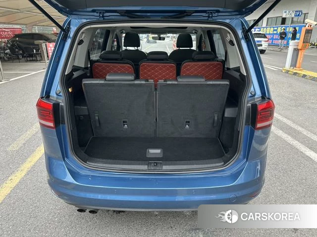 Volkswagen Touran L id 4239948 из Китая 12