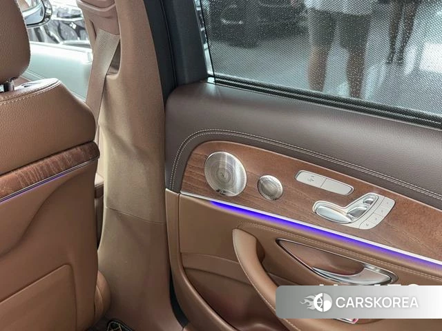 Mercedes-Benz E-class id 4291215 из Китая 16