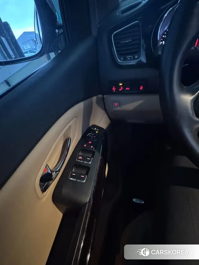 Kia The New Carnival id 3761249 из Кореи 9