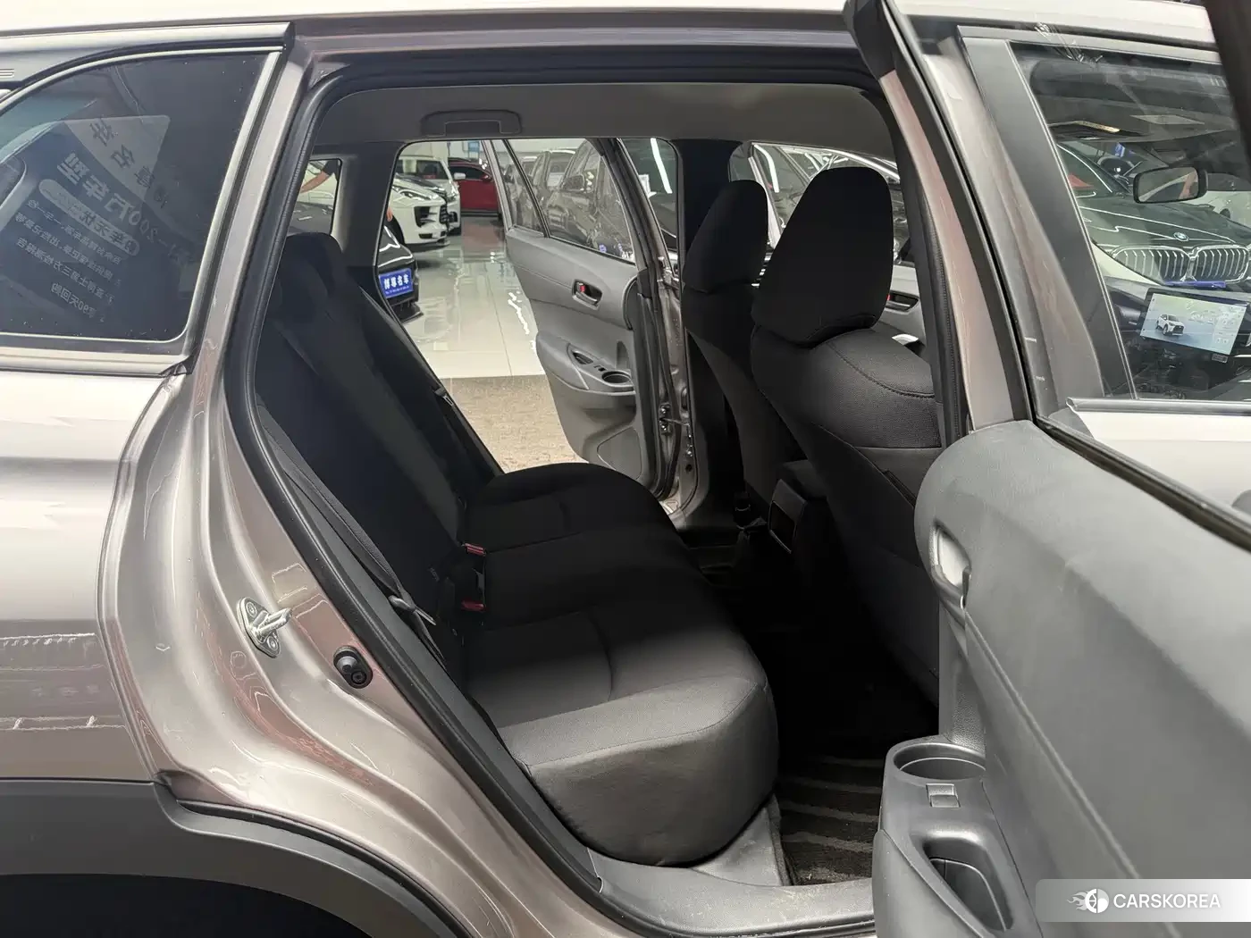 Toyota Corolla id 4577842 из Китая 17