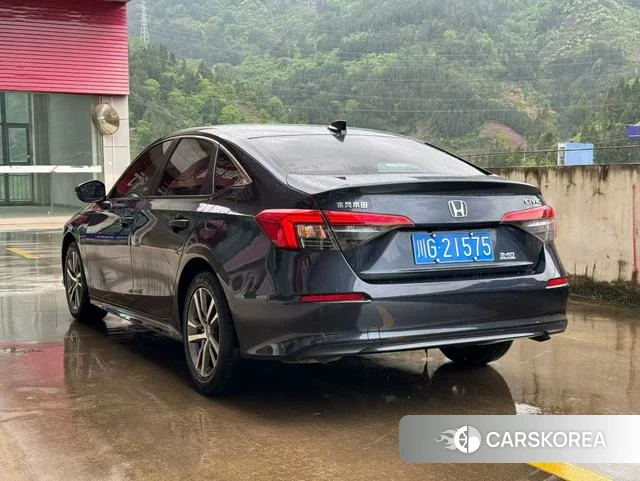 Honda Civic id 4273243 из Китая 7
