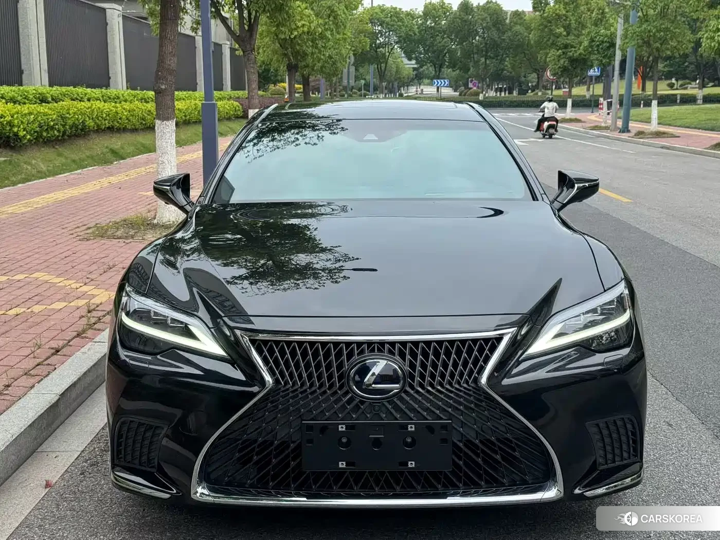 Lexus LS id 4565345 из Китая 12
