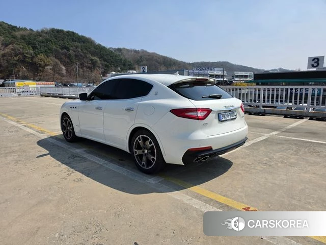 Maserati Levante id 3889331 из Кореи 17