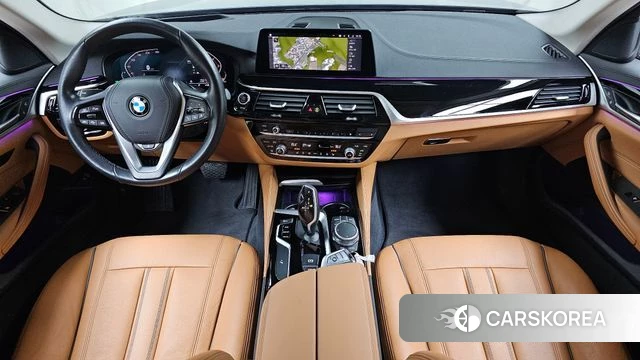 BMW 5 Series (G30) id 3965844 из Кореи 17