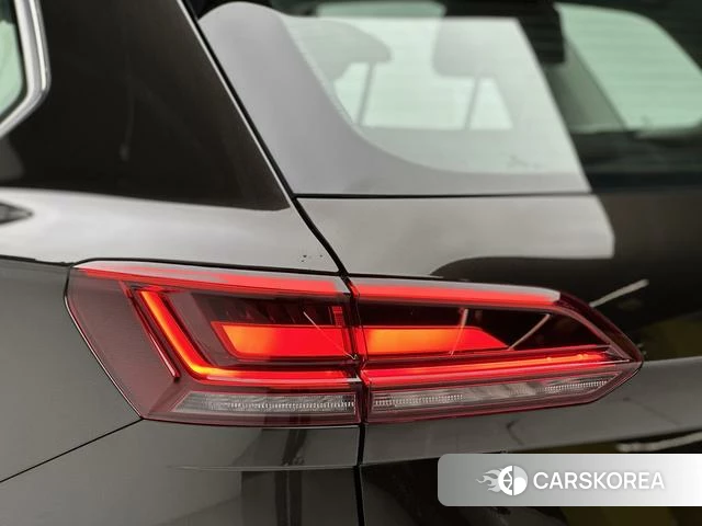 Volkswagen Touareg id 3890029 из Китая 17