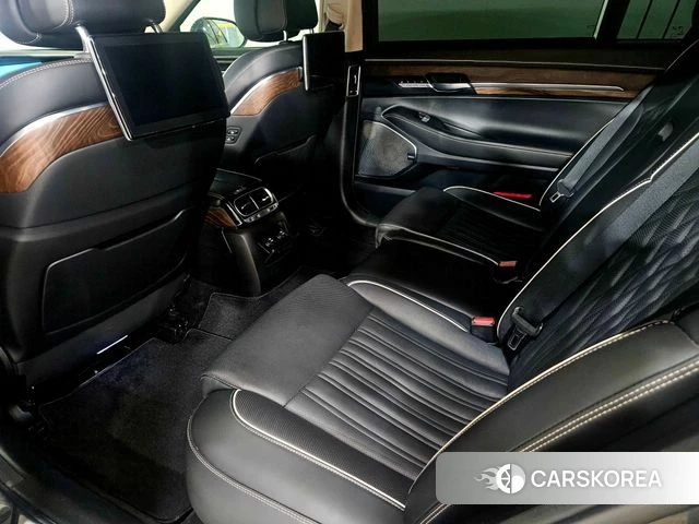 Genesis G90 id 3942346 из Кореи 17