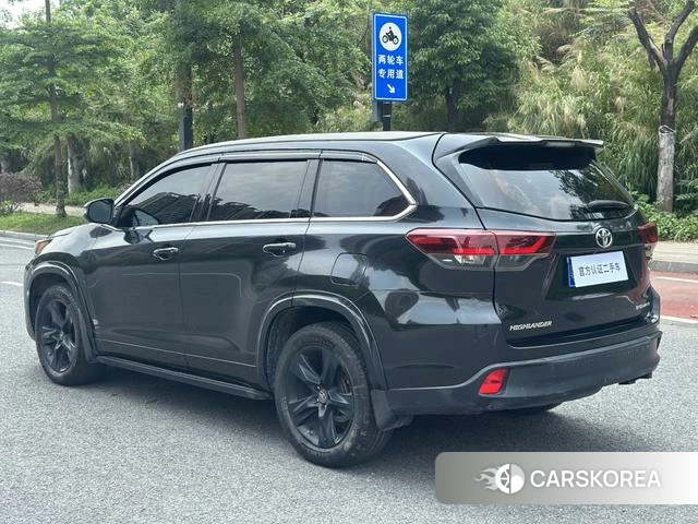 Toyota Highlander id 4262435 из Китая 18