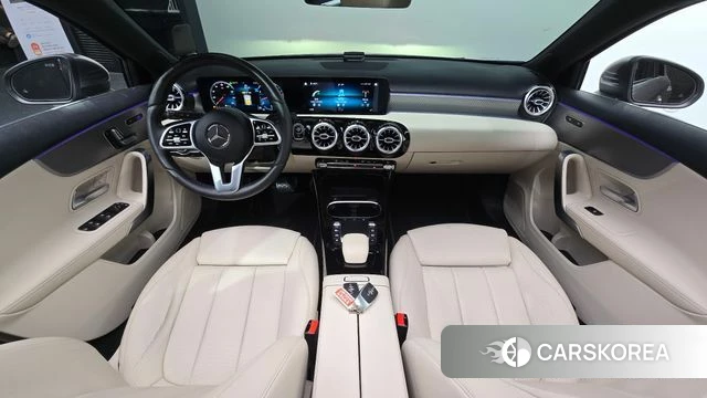 Mercedes-Benz A-Class W177 id 4293823 из Кореи 27