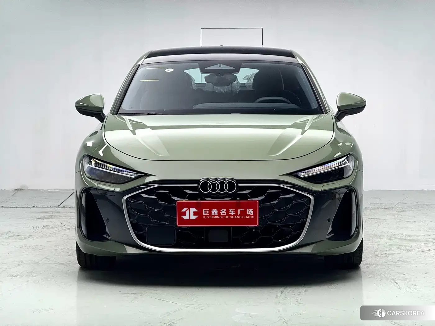 Audi A5L id 4686026 из Китая 15