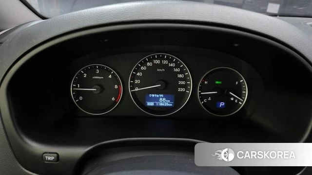 Hyundai The New Grand Starex id 4642507 из Кореи 27