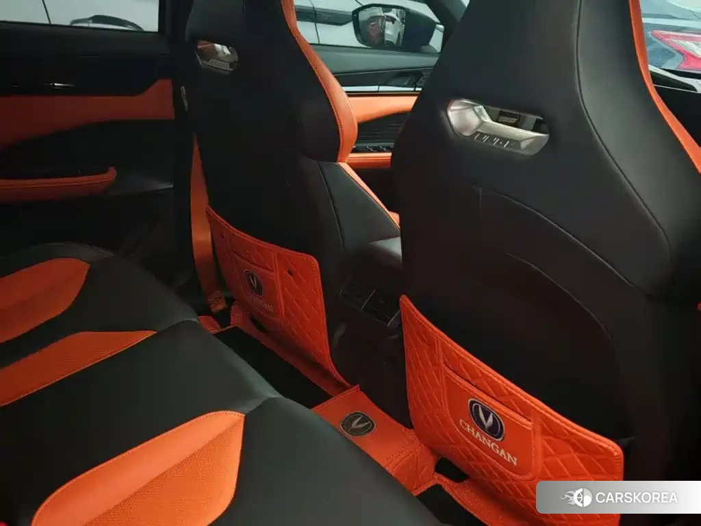 Chang'an UNI-V id 4600600 из Китая 12