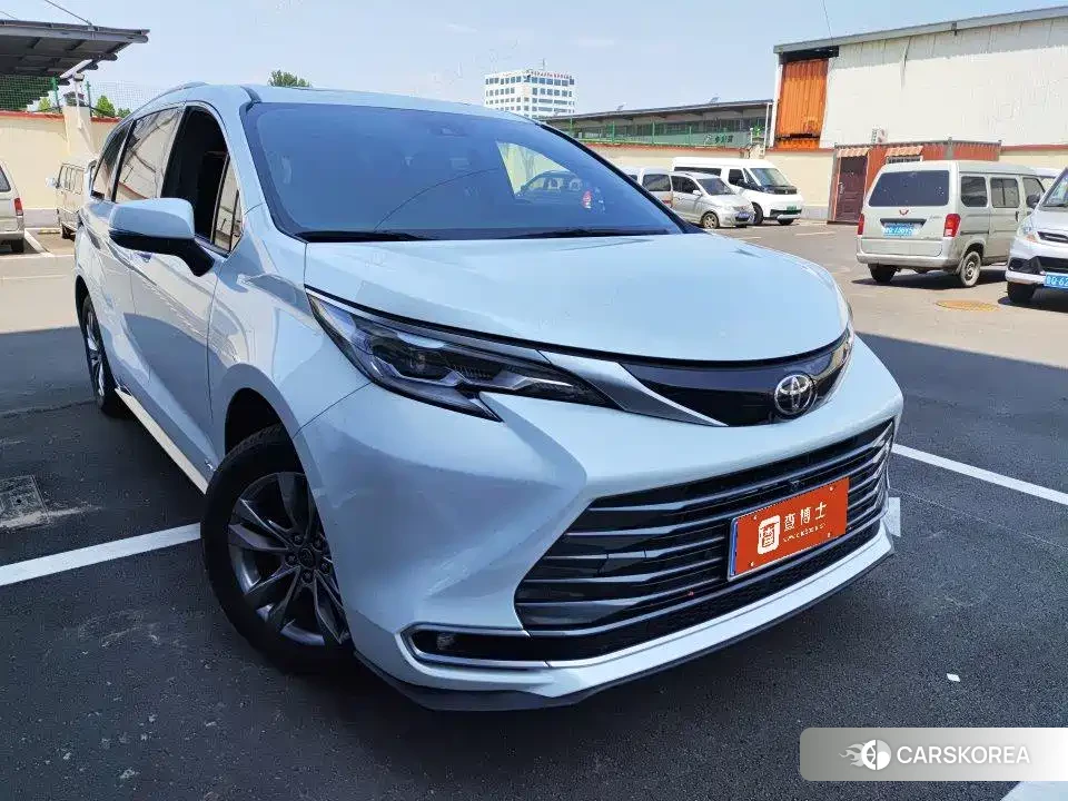 Toyota Sienna id 4669399 из Китая 7