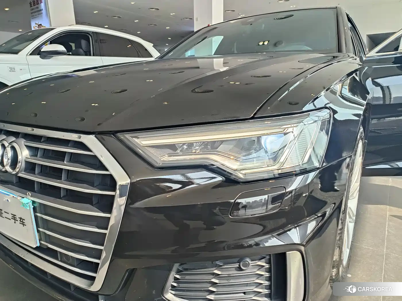 Audi A6L id 4570654 из Китая 14