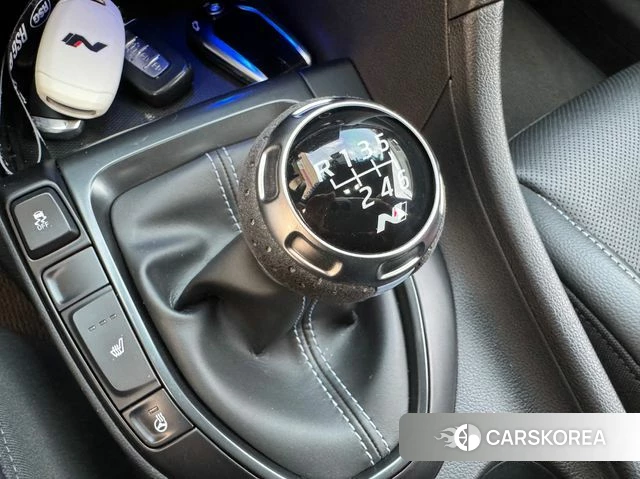 Hyundai Veloster (JS) id 4196233 из Кореи 7