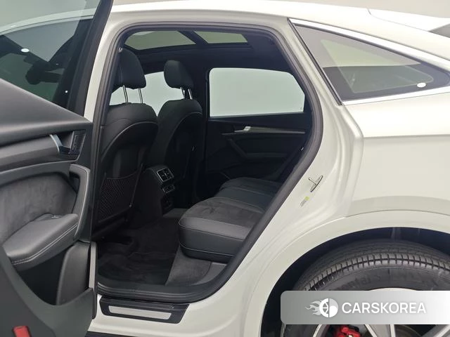 Audi Q5L Sportback id 4209530 из Китая 17