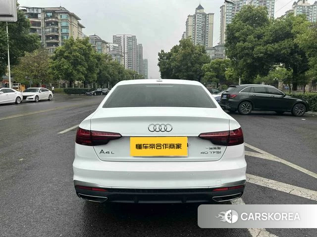 Audi A4L id 3908641 из Китая 8