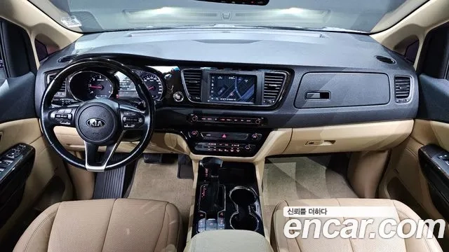 Kia The New Carnival id 2922317 из Кореи 17