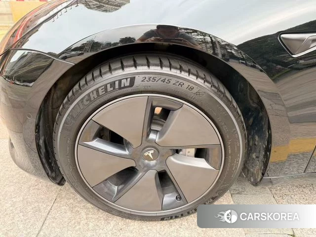Tesla Model 3 id 3909066 из Китая 19