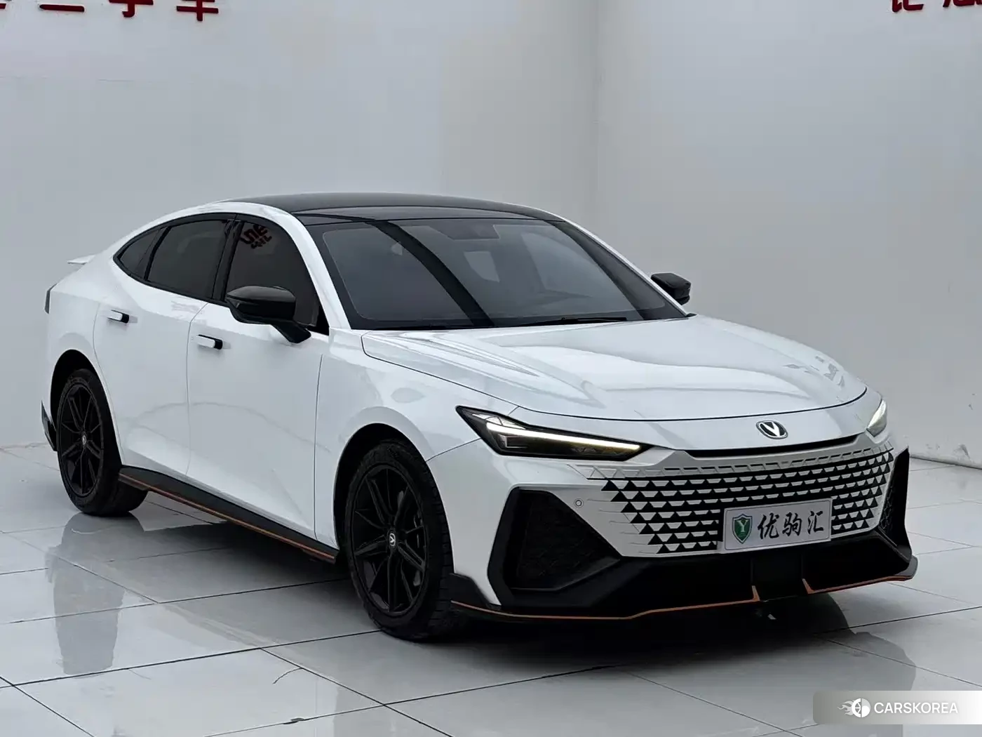 Chang'an Changan UNI-V id 4570435 из Китая 16