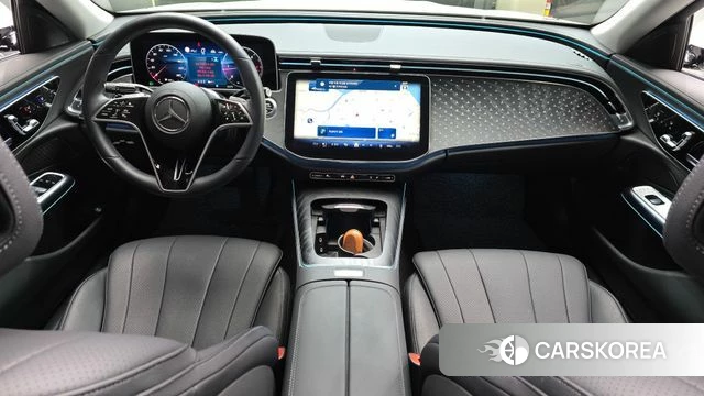 Mercedes-Benz E-Class W214 id 3850514 из Кореи 17