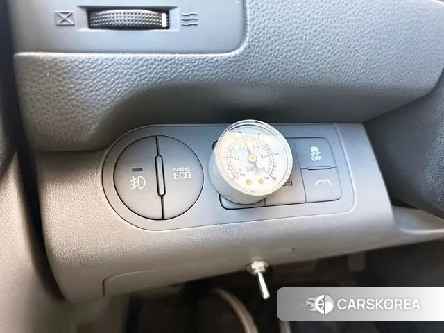 Hyundai The New Grand Starex id 3187665 из Кореи 17