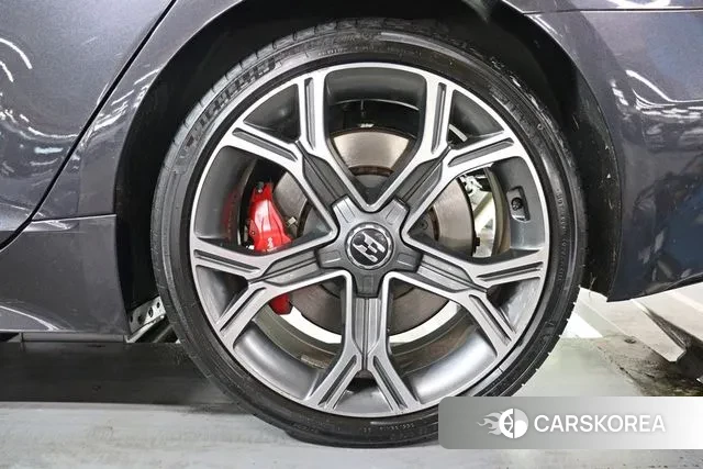 Kia Stinger id 2976987 из Кореи 17