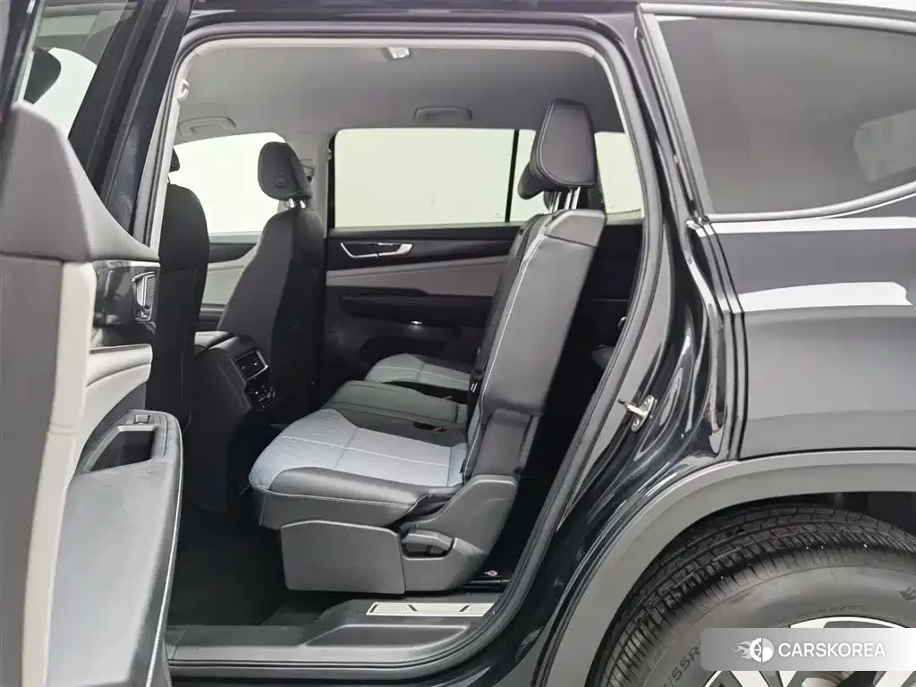 Volkswagen Teramont id 4538969 из Китая 21