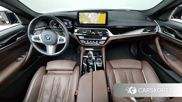 BMW 5 Series (G30) id 3341873 из Кореи 17