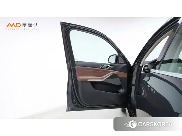 BMW X5 (imported) 2021 Серебристо-серый из Китая, фото 4