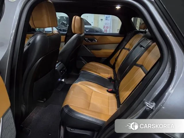 Land Rover Range Rover Velar id 3631990 из Кореи 17