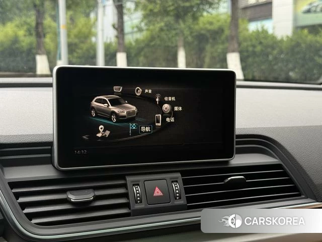 Audi Q5L id 4380363 из Китая 26