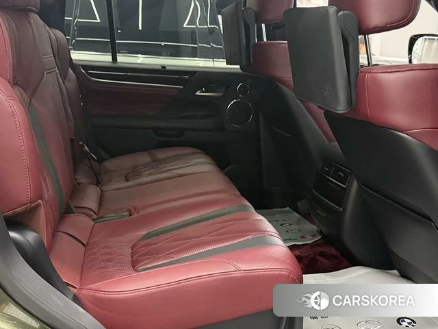 Lexus LX id 4276592 из Китая 12