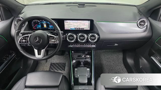 Mercedes-Benz GLA - Class H247 id 4542279 из Кореи 28