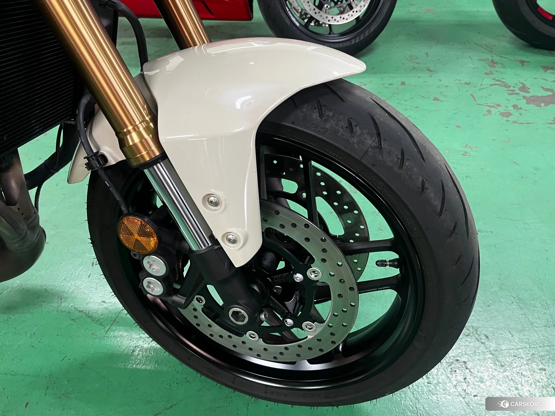 Проданный Yamaha XSR900 id 4379910 из Японии, фото 7