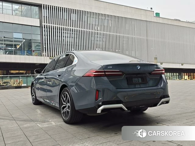 BMW i5 id 4257966 из Китая 11