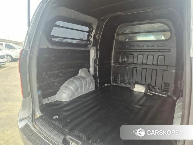 Hyundai The New Grand Starex id 4245680 из Кореи 17