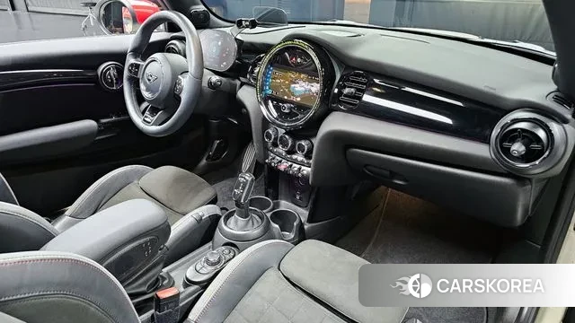 Mini Cooper S id 3472886 из Кореи 17