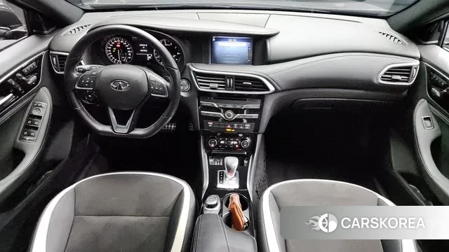 Infiniti Q30 id 3330268 из Кореи 17