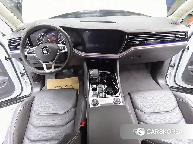 Volkswagen Touareg 3rd generation id 3054891 из Кореи 17