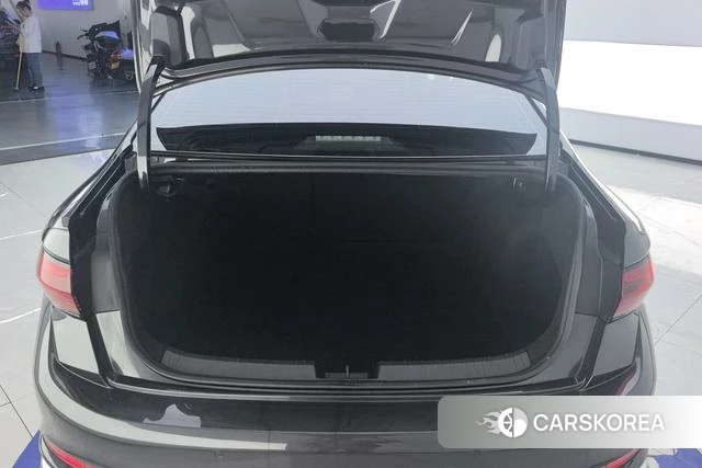 Volkswagen Sagitar id 4334930 из Китая 14