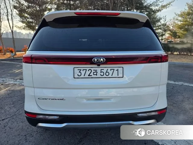 Kia Carnival 4th generation id 3646171 из Кореи 17