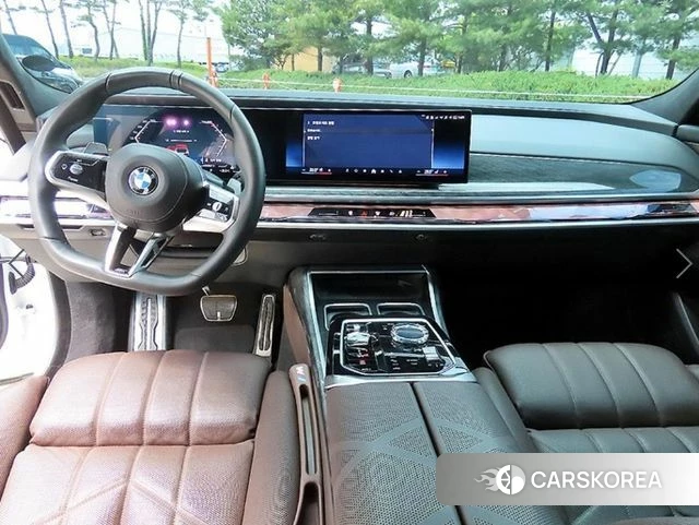 BMW 7 Series (G70) id 4308592 из Кореи 17