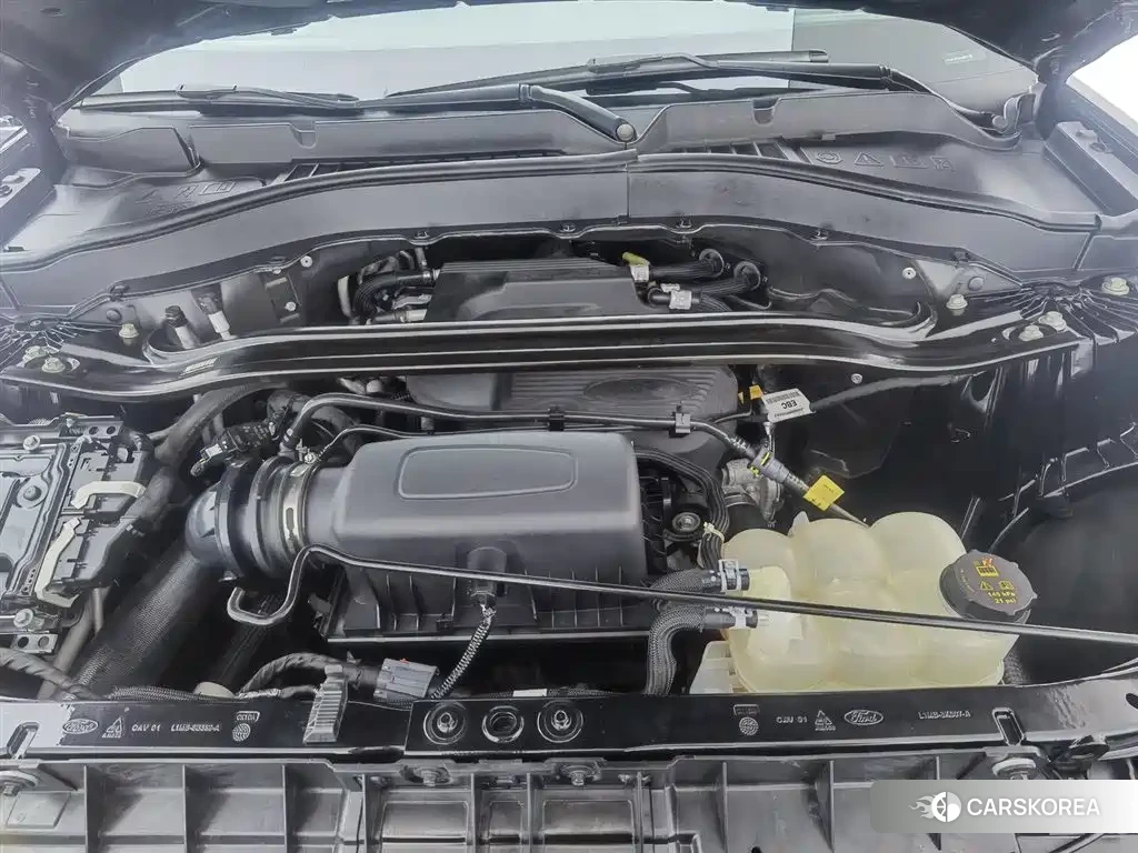 Ford Explorer id 4589225 из Китая 21