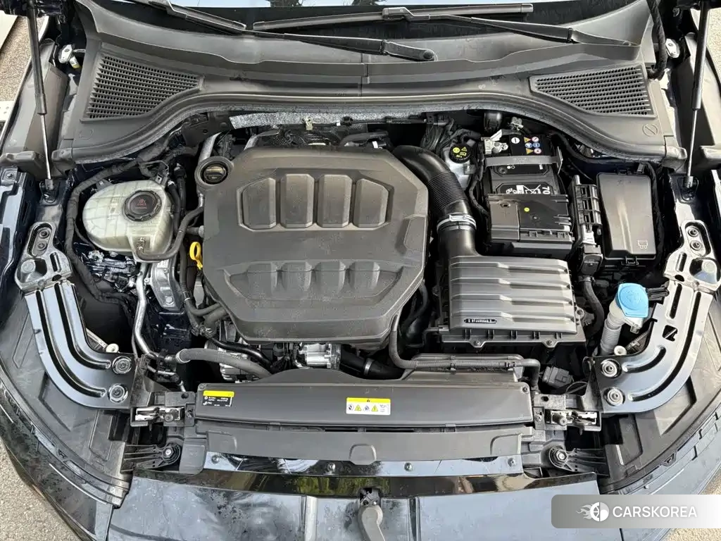 Volkswagen Magotan id 4634763 из Китая 17