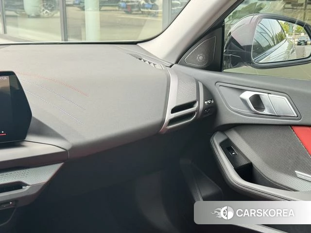 BMW 2 series id 4359472 из Китая 13