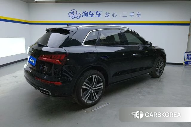 Audi Q5L id 4212242 из Китая 14