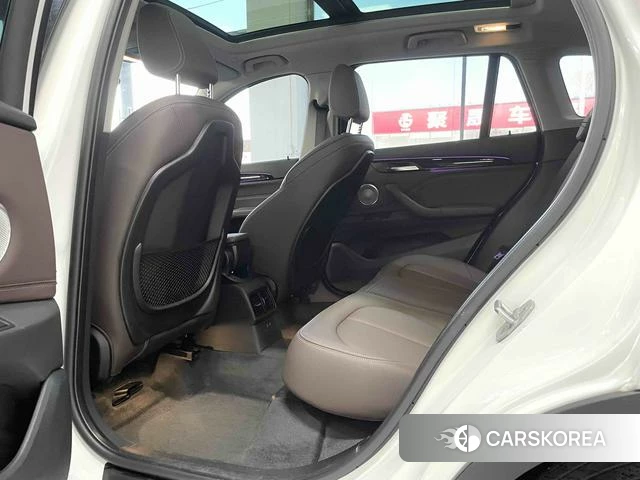 BMW X1 id 4254032 из Китая 17