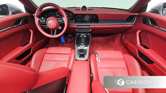 Porsche 911(992) id 3571449 из Кореи 17